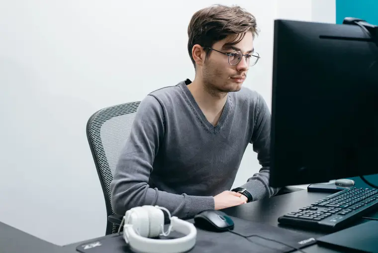 AI in Supply Chain and Logistics: How It Transforms Industry